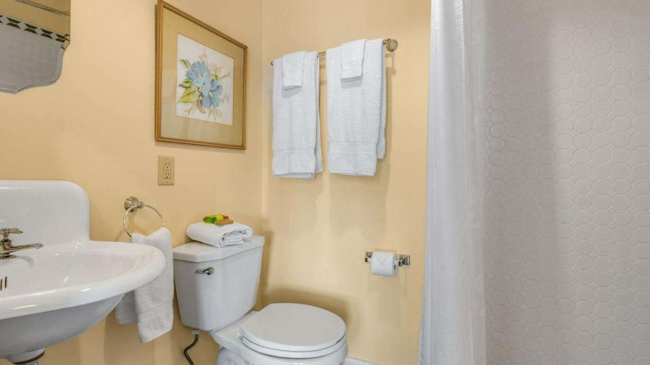 The Woodbridge House Hotel Kingsville Eksteriør billede