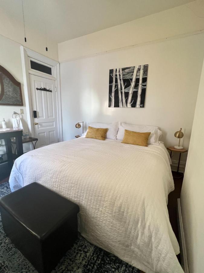 The Woodbridge House Hotel Kingsville Eksteriør billede