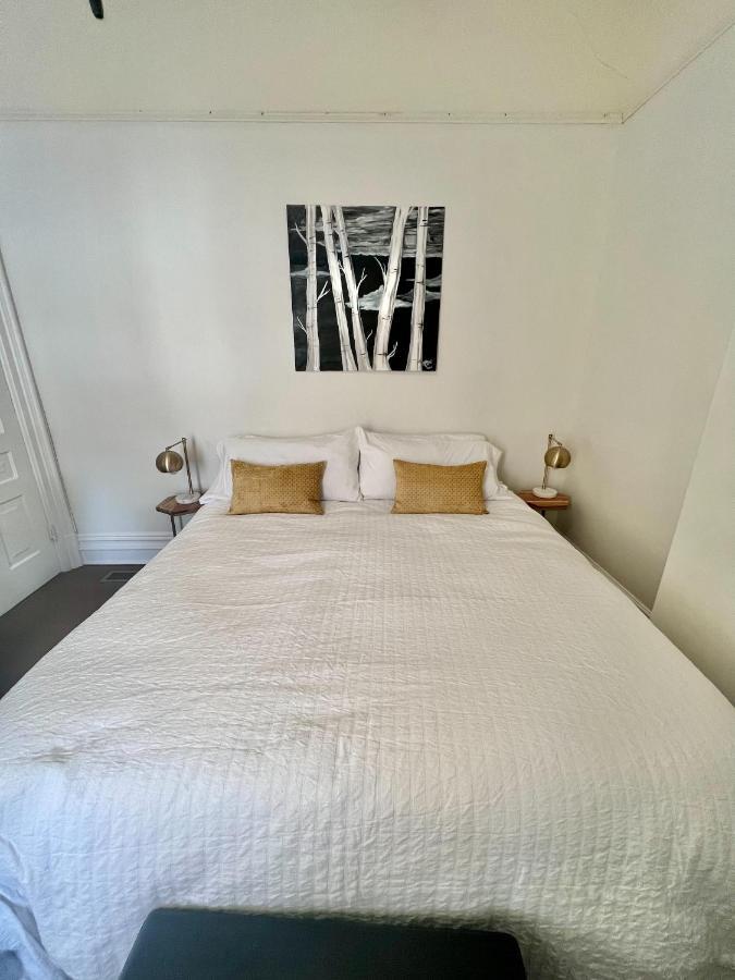 The Woodbridge House Hotel Kingsville Eksteriør billede